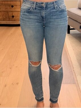 Joe's Jeans Light Blue Denim Ankle Crop Jeans